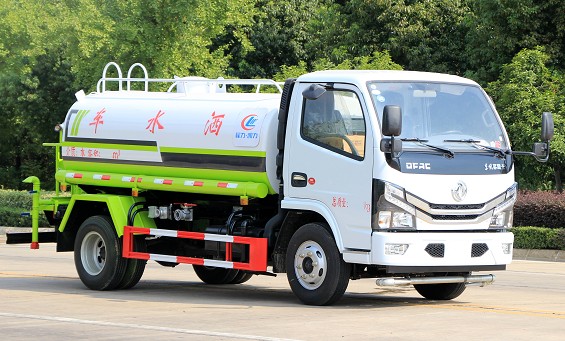 國六5噸東風多利卡綠化灑水車廠家價格